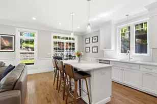 33 Charles St, Watertown, MA 02472 - Photo 7