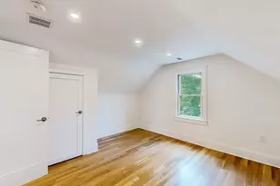 37 Oakland St, Wellesley, MA 02481 - Photo 25