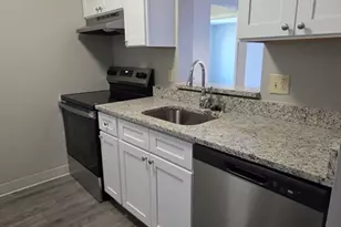 1 S Point Dr, Boston, MA 02125 - Photo 5