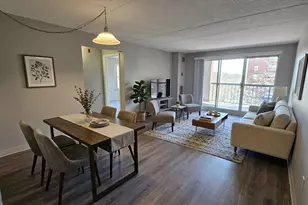 1 S Point Dr, Boston, MA 02125 - Photo 3