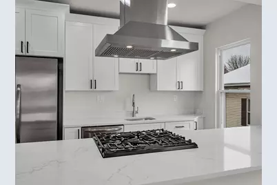 12 Alpine St #3, Worcester, MA 01610 - Photo 3