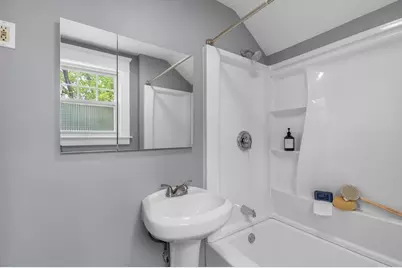 112 Percy St, Dracut, MA 01826 - Photo 33