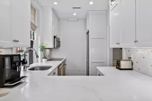 12 Hereford St, Boston, MA 02115 - Photo 7