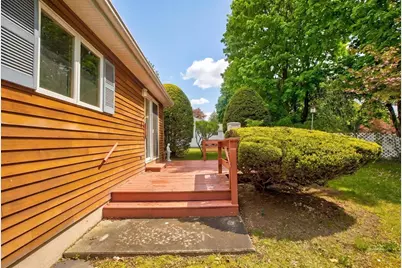 18 Williams Rd, Lynnfield, MA 01940 - Photo 31