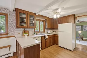 18 Williams Rd, Lynnfield, MA 01940 - Photo 9