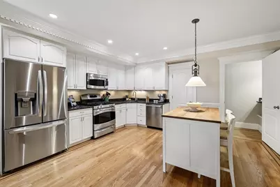 578 E Broadway #1, Boston, MA 02127 - Photo 7