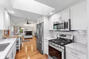 112 Page Rd, Bedford, MA 01730 - Photo 7