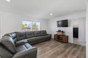 230 Chestnut Hill Rd, Rochester, NH 03867 - Photo 5