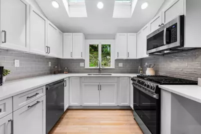 127 Prospect St, Wellesley, MA 02481 - Photo 3