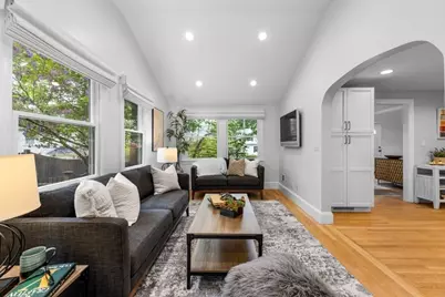 127 Prospect St, Wellesley, MA 02481 - Photo 17