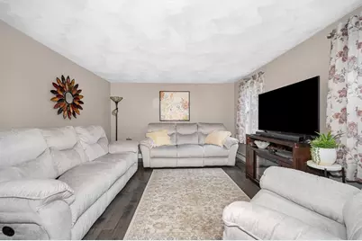 71 Mollie Drive, Tewksbury, MA 01876 - Photo 5
