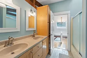 215 Wethersfield St, Rowley, MA 01969 - Photo 23
