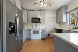 6 Adams St, Danvers, MA 01923 - Photo 9