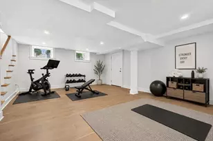 34 Irving St, Newton, MA 02459 - Photo 25