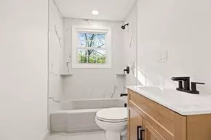 70 Cook St, Billerica, MA 01821 - Photo 15