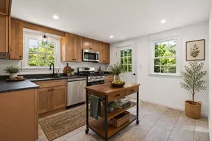 70 Cook St, Billerica, MA 01821 - Photo 5