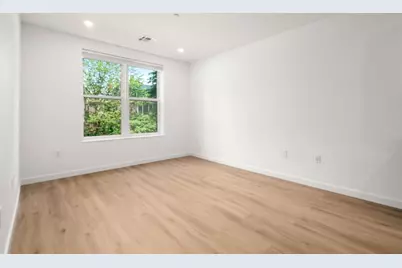 40 Centre St #405, Brookline, MA 02446 - Photo 3