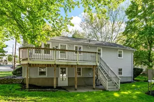 122 Milton St, Waltham, MA 02453 - Photo 23