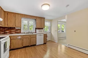122 Milton St, Waltham, MA 02453 - Photo 7