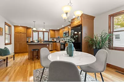 7 King Street, Reading, MA 01867 - Photo 9