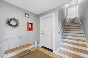 14 Garfield St, Northampton, MA 01062 - Photo 5