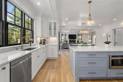 7 Massasoit Road, Wellesley, MA 02481 - Photo 5