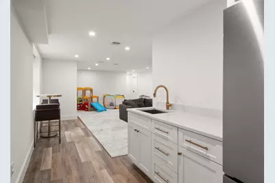 7 Massasoit Road, Wellesley, MA 02481 - Photo 41