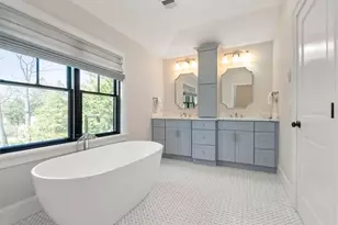 7 Massasoit St, Wellesley, MA 02481 - Photo 25