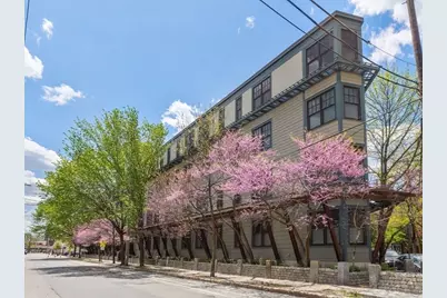 432 Norfolk St #2F, Somerville, MA 02143 - Photo 1