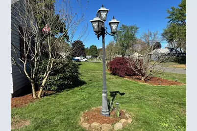 65 Brookside Circle, Springfield, MA 01129 - Photo 25