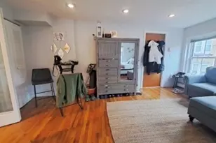 21 Moon St, Boston, MA 02113 - Photo 5