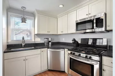 9 G St, Hull, MA 02045 - Photo 17