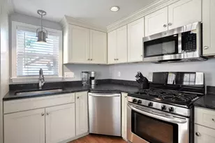 9 G St, Hull, MA 02045 - Photo 17