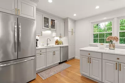 21 Buckingham Drive, Reading, MA 01867 - Photo 15