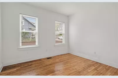 252 Shaw St, Lowell, MA 01851 - Photo 25
