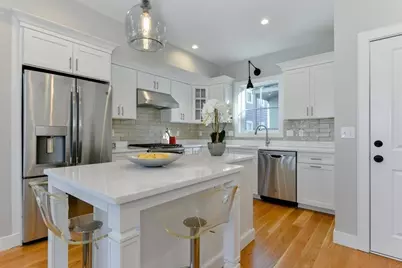 145 Stoughton St #4, Boston, MA 02125 - Photo 3