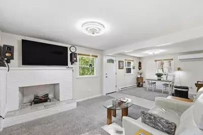 12 Knollwood Rd, Southwick, MA 01077 - Photo 9