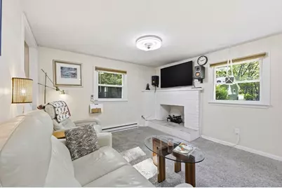 12 Knollwood Rd, Southwick, MA 01077 - Photo 11