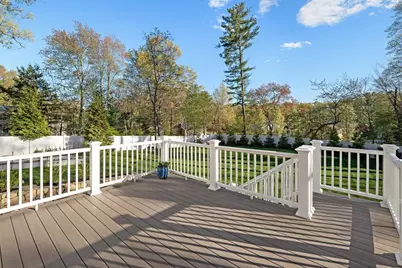 10 Hillcrest Rd, Burlington, MA 01803 - Photo 27