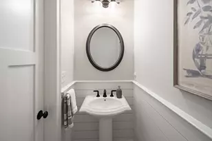 10 Hillcrest Rd, Burlington, MA 01803 - Photo 11