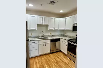 170 Oxford St #504, Lynn, MA 01901 - Photo 5