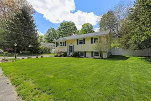 12 Christopher Rd, Holliston, MA 01746 - Photo 3