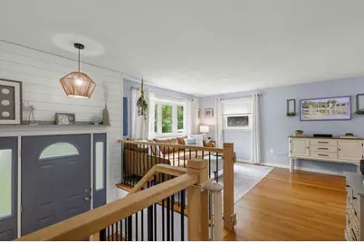 12 Christopher Rd, Holliston, MA 01746 - Photo 5