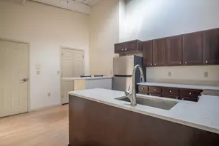 24 Main St, Westfield, MA 01085 - Photo 3