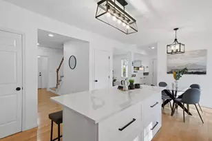 8 Coolidge St, Westford, MA 01886 - Photo 11