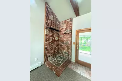 11 Boston St, Uxbridge, MA 01569 - Photo 11