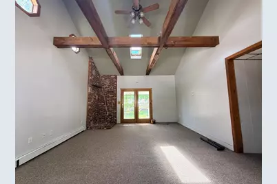 11 Boston St, Uxbridge, MA 01569 - Photo 9