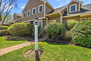 15 Doyle Ln, Hopkinton, MA 01748 - Photo 1