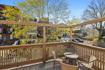 419 E 3rd St, Boston, MA 02127 - Photo 17