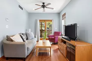 419 E 3rd St, Boston, MA 02127 - Photo 21